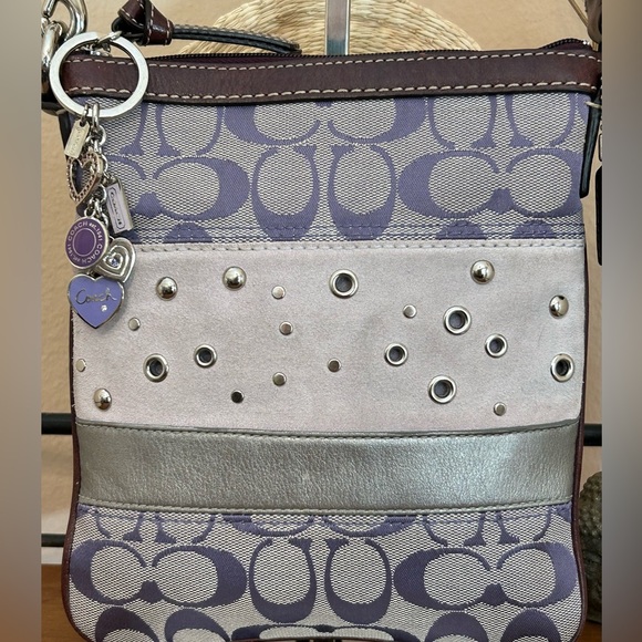 COACH Signature C Jacquard and Suede in Shades of Purple w/Bag Charm/Key Ring - Picture 3 of 11
